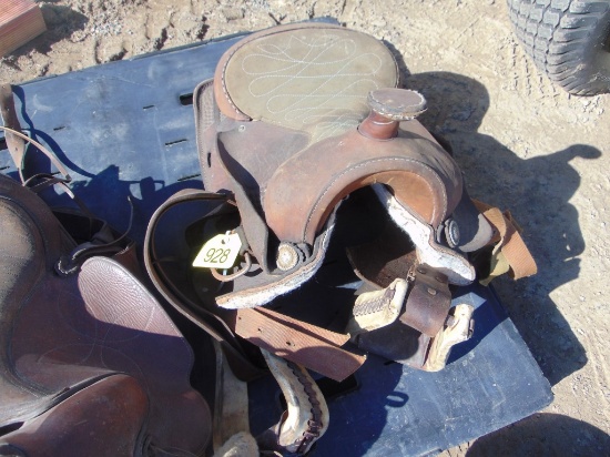 Saddle