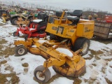 Hustler 295 lawn tractor w/68in deck