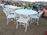 Round table w/ 4 chairs