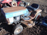 Ford XT16 lawn tractor w/42in deck