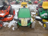 JD LA120 Lawn Tractor w/ 42in deck