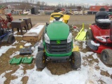JD D100 lawn tractor w/40in deck