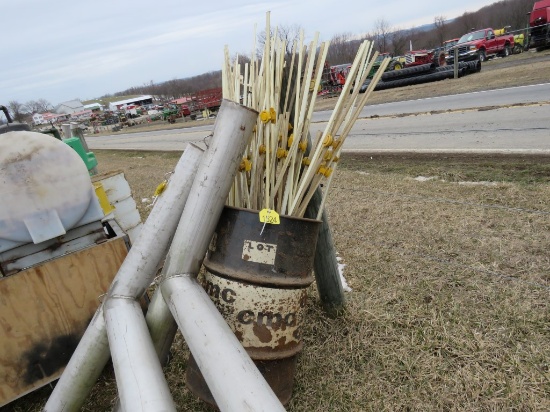 Barrel fence post