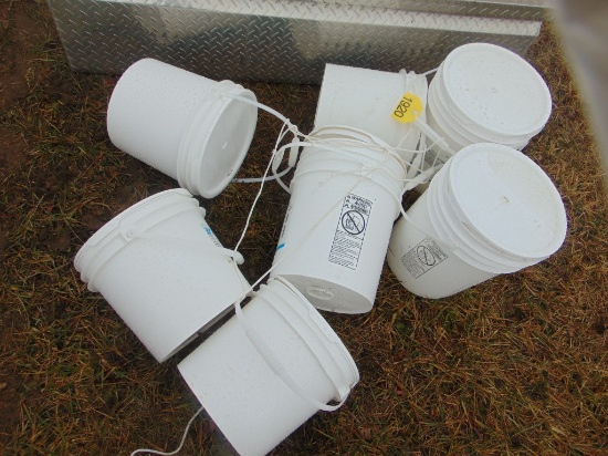 Plastic Buckets w/Lids