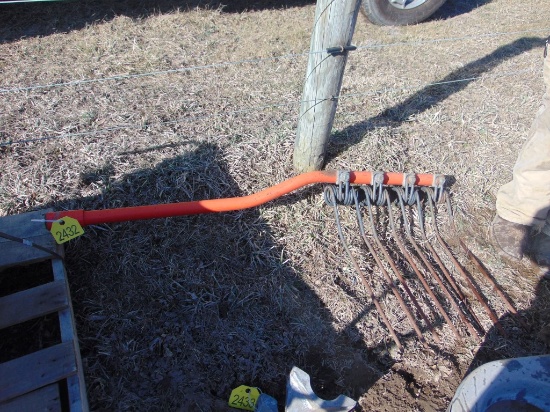 Round rake arm