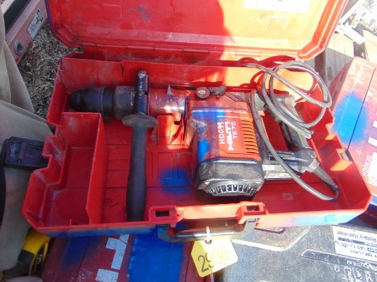 Hilti TE75 hammer drill