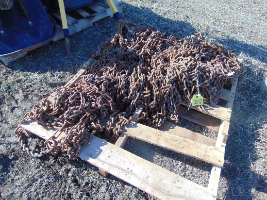 Pallet of tire chains