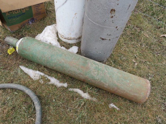 Oxygen tank