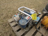 Gas engine