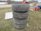 4 chrome rim and tire 245/75R17