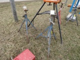 2 Jack Stands