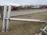 Pair of clothes line post