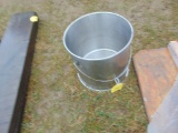SS Bucket