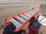 10ft Fiberglass step ladder