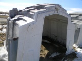 Agri-Plastics Super Hutch