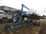 Kinze 3600 12row Planter
