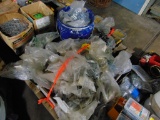 1/2 Pallet of Misc Open Bag Wood Screws