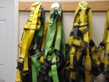 4 Harnesses