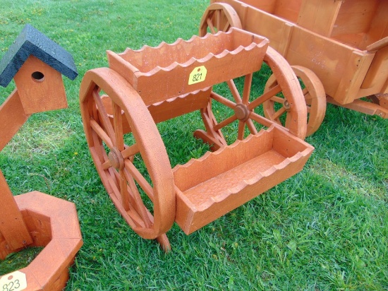 24inch Wagon Wheel 3 Tier Planter