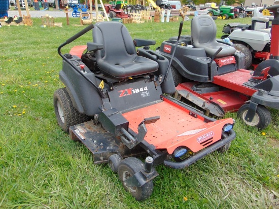 Gravely ZT1844 Zero Turn Mower w/44inch Deck