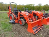 Kubota B2601 Tractor w/Accessories