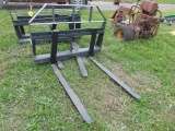 QT 2000lb Pallet Forks