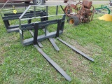 QT 2000lb Pallet Forks