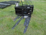 NEW QT 3000lb Pallet Forks