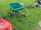 Pull Fertilizer Spreader