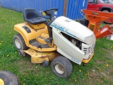 Cub Cadet 2155 Lawn Tractor w/40inch Deck