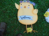 Metal Chicken w/Welcome Sign