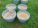 4 Clay Pots