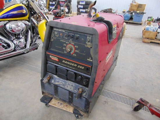 Lincoln Ranger 250 Welder