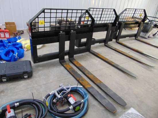 QT JBX 4000lb Pallet Forks