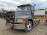1999 Maxi Cruise Day Cab Mack Road Truck