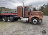 2005 Peterbilt 385 Short Bunk Truck