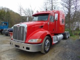 2015 Peterbilt 386 Glider Road Sleeper Truck