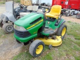 JD LA 130 Lawn Tractor w/48inch Deck