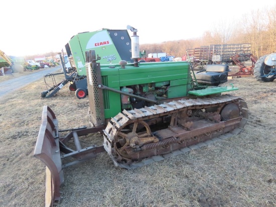 JD 420 Crawler