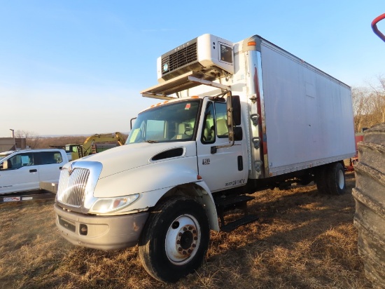 2005 IH 4200 S/A Truck