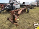 IH 510 4x Semi Plows
