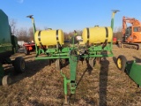 JD 7000 4x Corn Planter