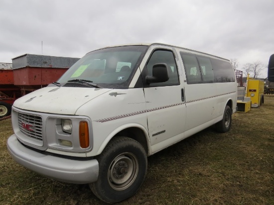 2002 GMC Savana Van