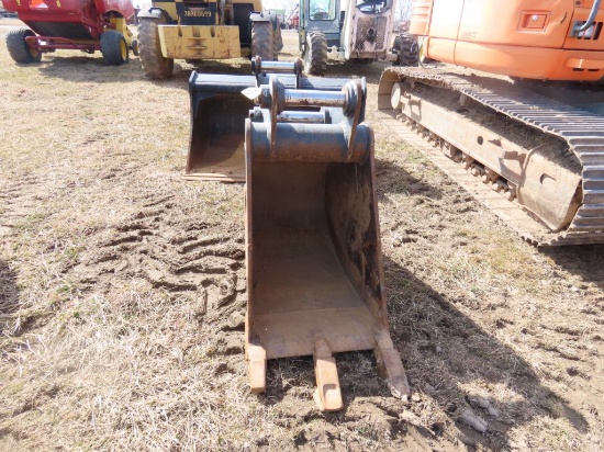 20" Excavator Bucket