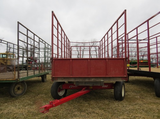 18' Metal Thrower Wagon