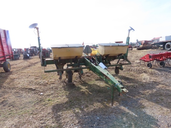 JD 7000 4row Corn Planter