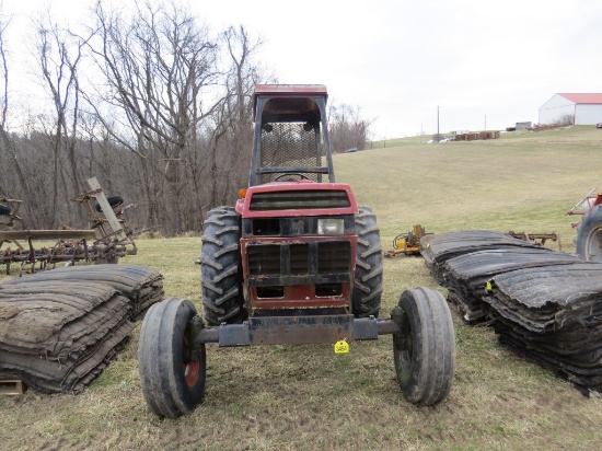 Case IH 1494 Tractor