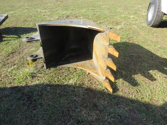 24" Excavator Bucket