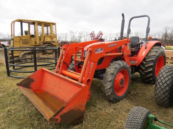 Kubota M6040 Tractotr w/Loader