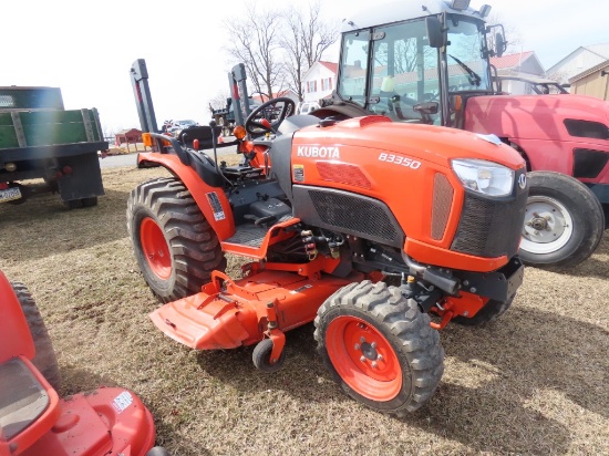 Kubota B 3350 Tractor w/60" Deck